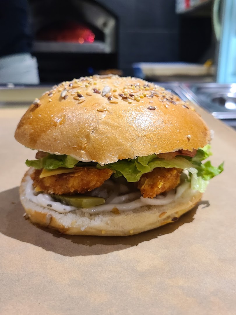 Les Masiers (pizza, burger, salades, paninis) · Photos 8